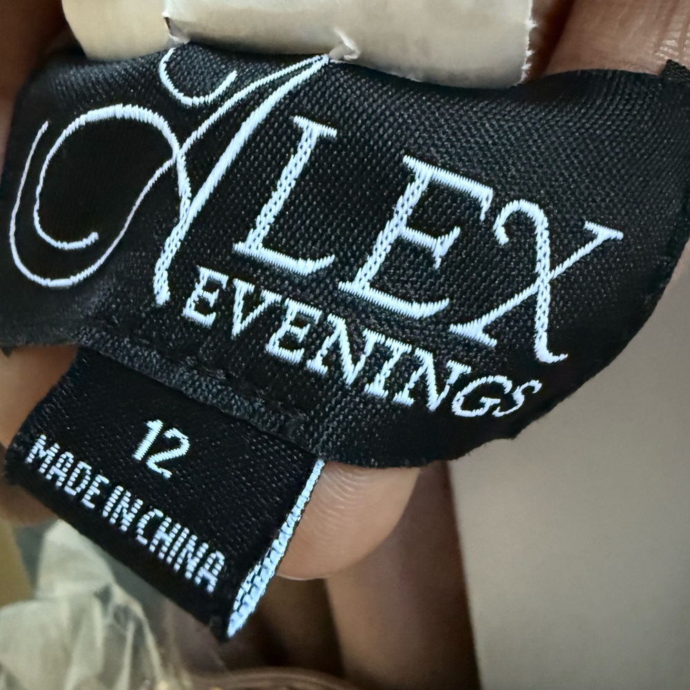 ALEX Evening gown Crew Neck Sleeveless Side Ruche Thigh Slit Sequin Stretch
